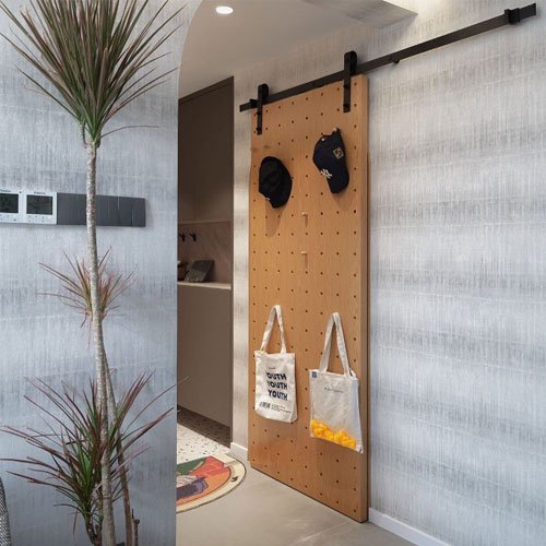Wooden-barn-doors